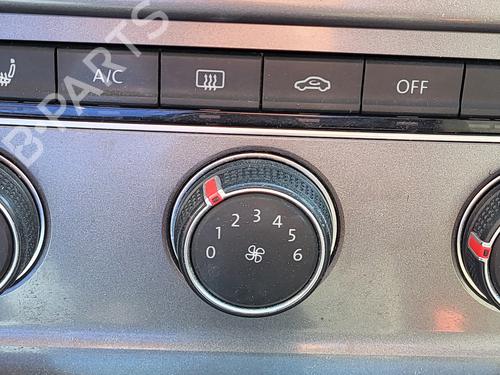 climate-control-vw-golf-vii-5g1-bq1-be1-be2-2012-2013-2014-2015-2016-2017-2018-2019-2020-2021-40048254 main image