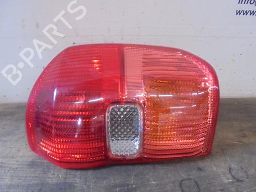 Højre baglygte TOYOTA RAV 4 II (_A2_) 1.8 (ZCA25_, ZCA26_, ZCA25W, ZCA26W) (125 hp) 12865608