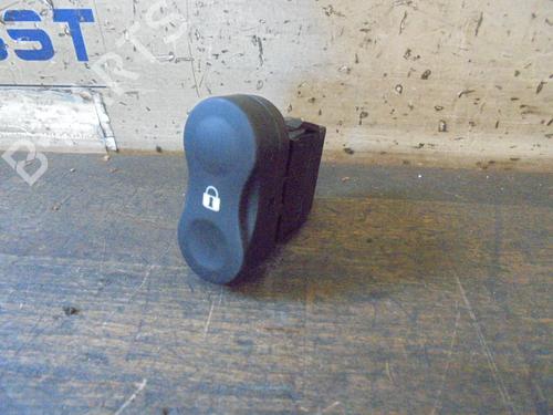 Pulsantiera DACIA DUSTER (HS_) 1.2 TCe 125 (125 hp) 31710419