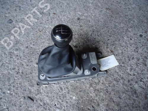 Used Gear lever VW CADDY III Box Body/MPV (2KA, 2KH, 2CA, 2CH) 1.6 (102 hp) 13431742