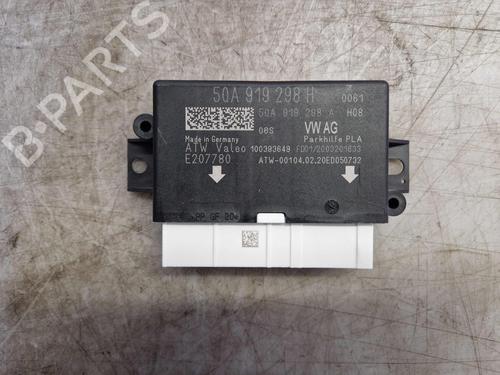 Used Control unit SKODA OCTAVIA III Combi (5E5, 5E6) 2.0 TDI (150 hp) 27620080
