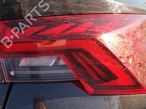 Used Right taillight SKODA OCTAVIA IV Combi (NX5, PV5) 2.0 TDi (150 hp) 31580983
