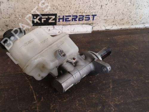 Used Brake master cylinder TOYOTA RAV 4 IV (_A4_) 2.2 D 4WD (ALA49) (150 hp) 12877411