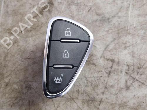 switch-opel-corsa-e-x15-2014-32231532 main image