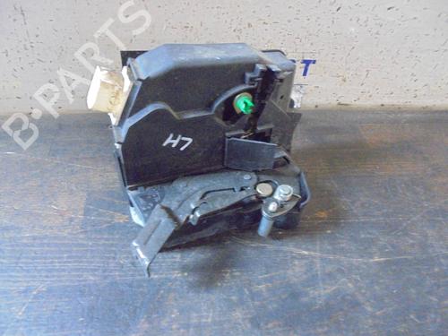 Rear left lock LAND ROVER RANGE ROVER III (L322) 3.0 D 4x4 | BP12888766C100 