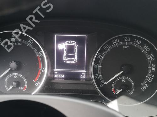 Kombinert Instrument SKODA FABIA III (NJ3) 1.0 TSI (95 hp) 30512260