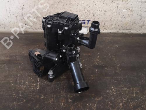 Used Thermostat housing BMW 5 (G30, F90) 540 i xDrive (340 hp) 20496321