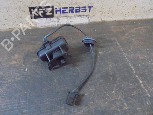 Used Fuel door actuator SKODA SUPERB II Estate (3T5) 2.0 TDI 16V (140 hp) 13069194
