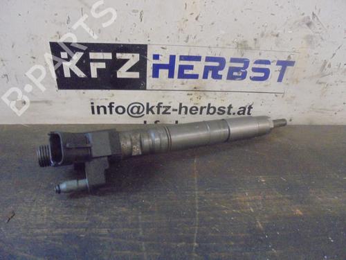 Used Injector VOLVO V70 III (135) D5 (205 hp) 12867035