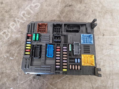 Used Fuse box OPEL CROSSLAND X / CROSSLAND (P17, P2QO) 1.2 (75) (110 hp) 32862988
