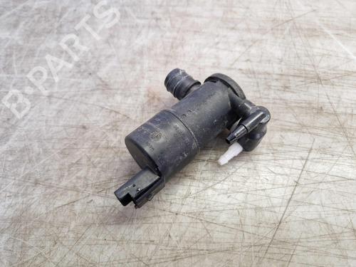 Used Washer pump OPEL CORSA F (P2JO) 1.2 (68) (75 hp) 25449588
