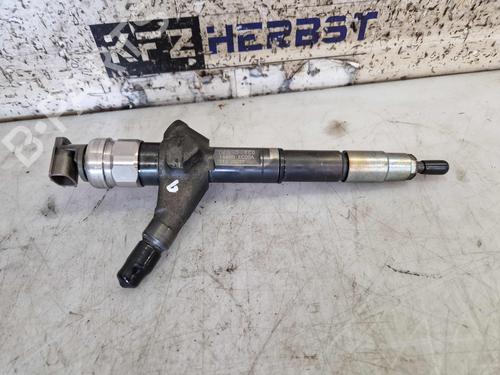 Used Injector NISSAN PATHFINDER III (R51) 2.5 dCi 4WD (174 hp) 30854619