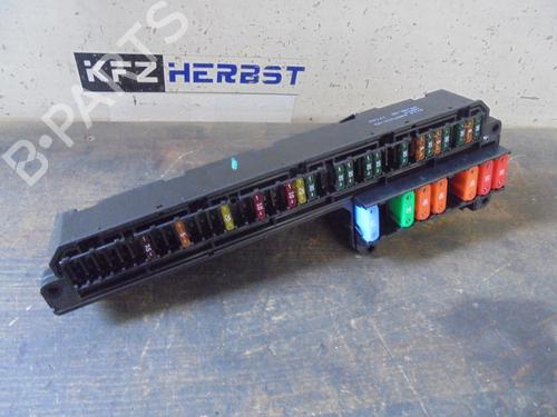 Used Fuse box BMW 5 (E60) 520 d (163 hp) 12886181