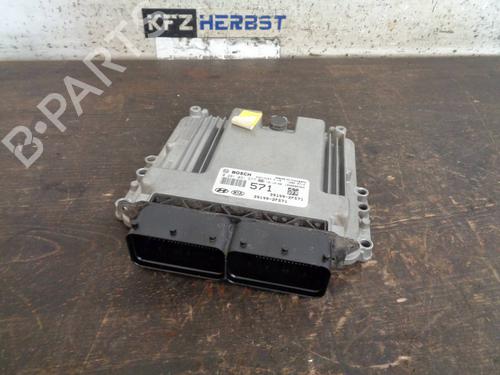 Used Engine control unit (ECU) Engine control unit (ECU) HYUNDAI TUCSON (TL, TLE) 2.0 CRDi All-wheel Drive (136 hp) 33929574 33929574