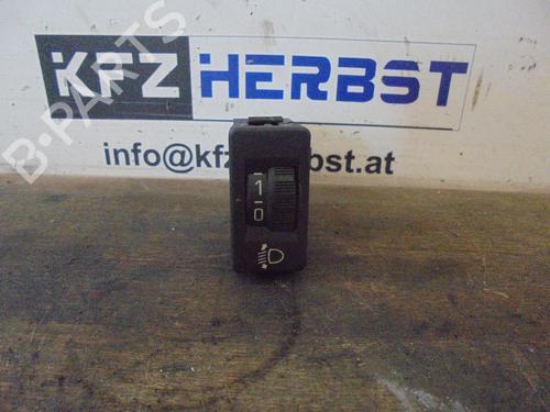 Lysjusteringsmotor PEUGEOT 308 I (4A_, 4C_) 1.4 16V (98 hp) 13061397
