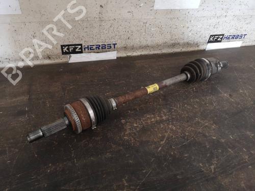 Aandrijfas links voor HYUNDAI i20 II (GB, IB) 1.2 (84 hp) 12879506
