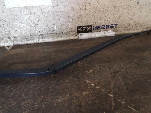 Used Front windshield wiper arm HYUNDAI TUCSON (TL, TLE) 2.0 CRDi All-wheel Drive (185 hp) 22290527