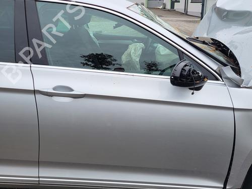 right-front-door-vw-passat-b8-variant-3g5-cb5-2014-39168525 main image