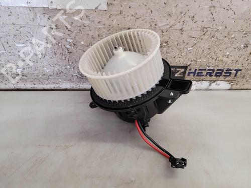 Moteur de chauffage SEAT IBIZA V (KJ1, KJG) 1.0 TGI (90 hp) 23644864