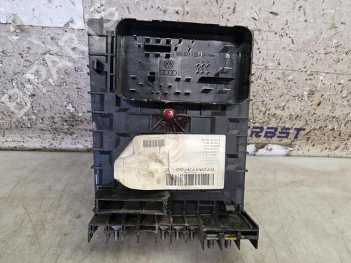 Fuse box VW GOLF VI (5K1) 1.6 TDI | BP25775902E1 
