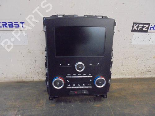 Used Display monitor RENAULT MEGANE IV Grandtour (K9A/M/N_) 1.2 TCe 130 (K9MR) (130 hp) 19927171
