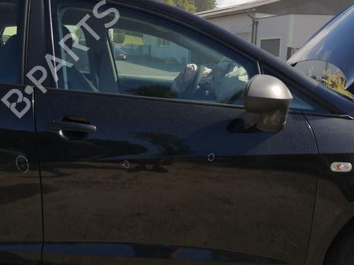 Used Right front door Right front door 37262429 37262429