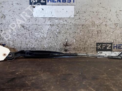 Front windshield wiper arm FIAT 500 (312_) 1.2 (312AXA1A) | BP23213932C143