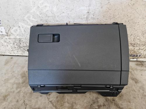 Used Glove box Glove box VW GOLF VIII (CD1, DA1) 2.0 TDI (116 hp) 39737937 39737937
