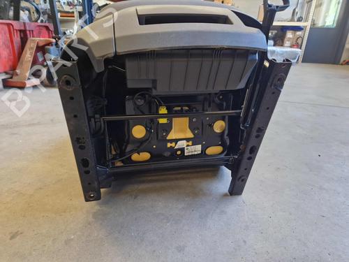 Right front seat VW CADDY III MPV (2KB, 2KJ, 2CB, 2CJ) 1.2 TSI | BP30144591C16 