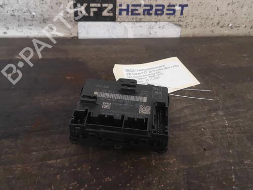 Used Control unit VW TOURAN (5T1) 2.0 TDI (116 hp) 22282431