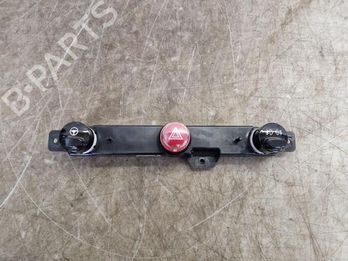 Used Warning switch Warning switch FIAT 500 (312_) 1.0 Mild Hybrid (312.AYD1B) (69 hp) 34579305 34579305