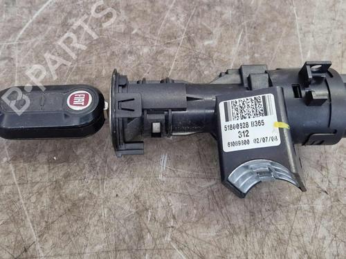 Used Ignition barrel Ignition barrel ABARTH 500 / 595 / 695 1.4 (312.AXD1A) (135 hp) 34579331 34579331