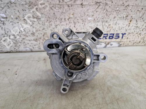 Used Vacuum pump VOLVO V60 II (225) D3 (150 hp) 26531645
