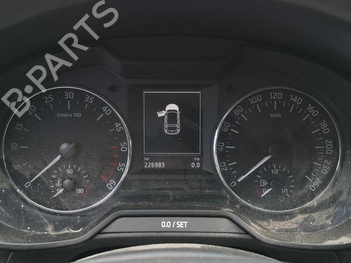 Quadro strumenti Quadro strumenti SKODA OCTAVIA III Combi (5E5, 5E6) 1.6 TDI (105 hp) 35942542 35942542