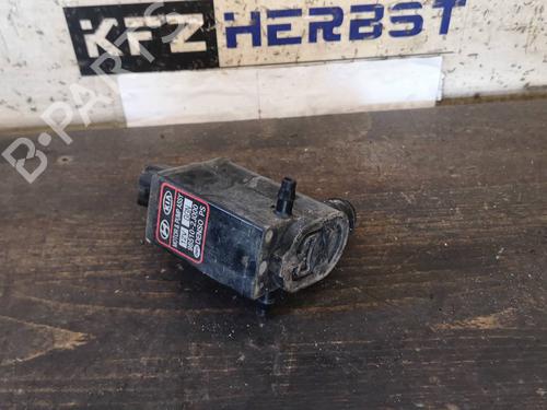Used Washer pump HYUNDAI i40 I CW (VF) 1.7 CRDi (116 hp) 13069408