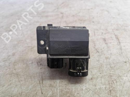 Heizwiderstand für RENAULT CLIO IV (BH_) 1.2 16V (73 hp) 27693832