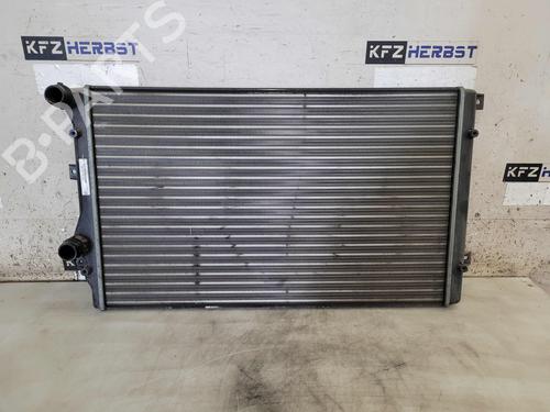Used Water radiator VW PASSAT B7 Variant (365) 1.4 TSI (122 hp) 23986455