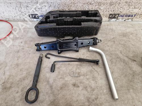 Reservehjul kit VW GOLF VIII Variant (CG5, DB5) 2.0 TDI (116 hp) 30144625