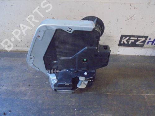 Rear right lock TOYOTA AURIS (_E15_) 1.4 D-4D (NDE150_) (90 hp) 12887482