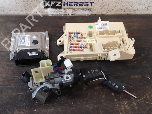Used Engine control unit (ECU) HYUNDAI i30 Estate (GD) 1.4 (99 hp) 12890436