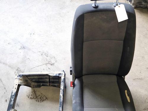 Fahrersitz für VW TRANSPORTER T6 Platform/Chassis (SFD, SFE, SFL, SFZ, SJD, SJ 2.0 TDI (150 hp) 31802970