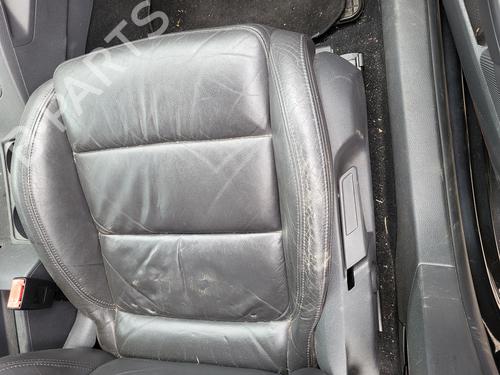 Right front seat VW GOLF V (1K1) 1.9 TDI | BP39911346C16 - Image 2