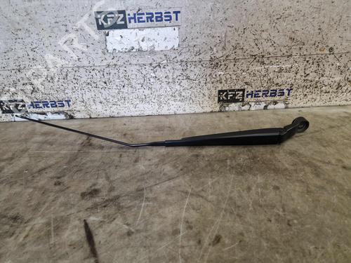 Used Front windshield wiper arm Front windshield wiper arm 39071975 39071975