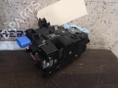 Rear right lock VW TOURAN (1T3) 1.6 TDI | BP22282457C99 
