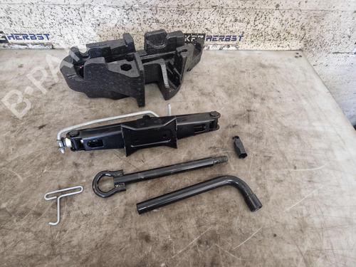 Reservehjul kit Reservehjul kit RENAULT SCÉNIC III (JZ0/1_) 1.5 dCi (JZ02, JZ0R) (95 hp) 32722814 32722814