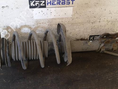 Used Right front shock absorber HYUNDAI i40 I CW (VF) 1.7 CRDi (116 hp) 12890699