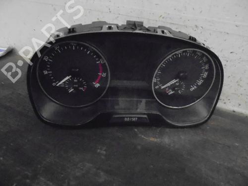 Used Instrument cluster SKODA FABIA III Estate (NJ5) 1.2 TSI (90 hp) 12872297