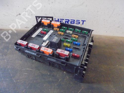 Fuse box VW SHARAN (7N1, 7N2) 2.0 TDI (140 hp) 12885080