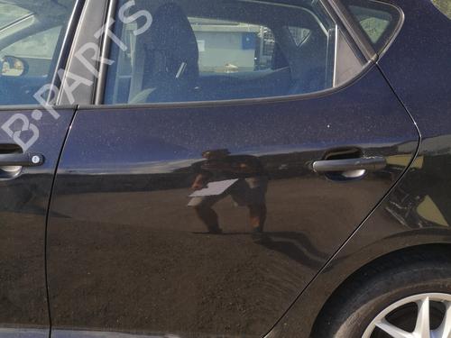 Used Left rear door Left rear door 37262428 37262428