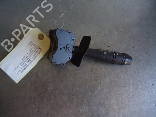 Used Steering column stalk RENAULT CLIO II (BB_, CB_) 1.5 dCi (B/CB07) (65 hp) 12882923